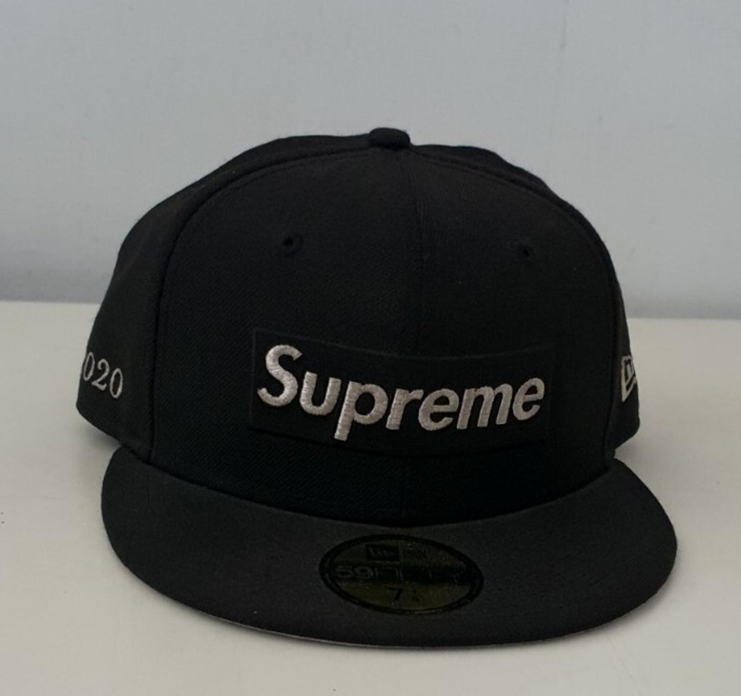 SS20 Supreme $1M box logo New Era size 7 1/8 black cap hat New with tag