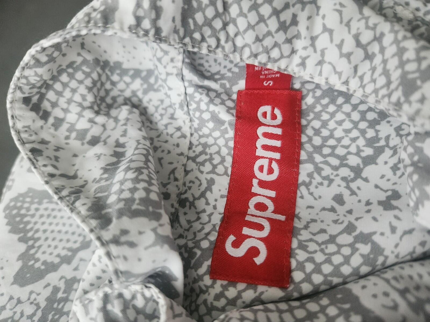 SS24 Supreme Snake S/S shirt S small white button up