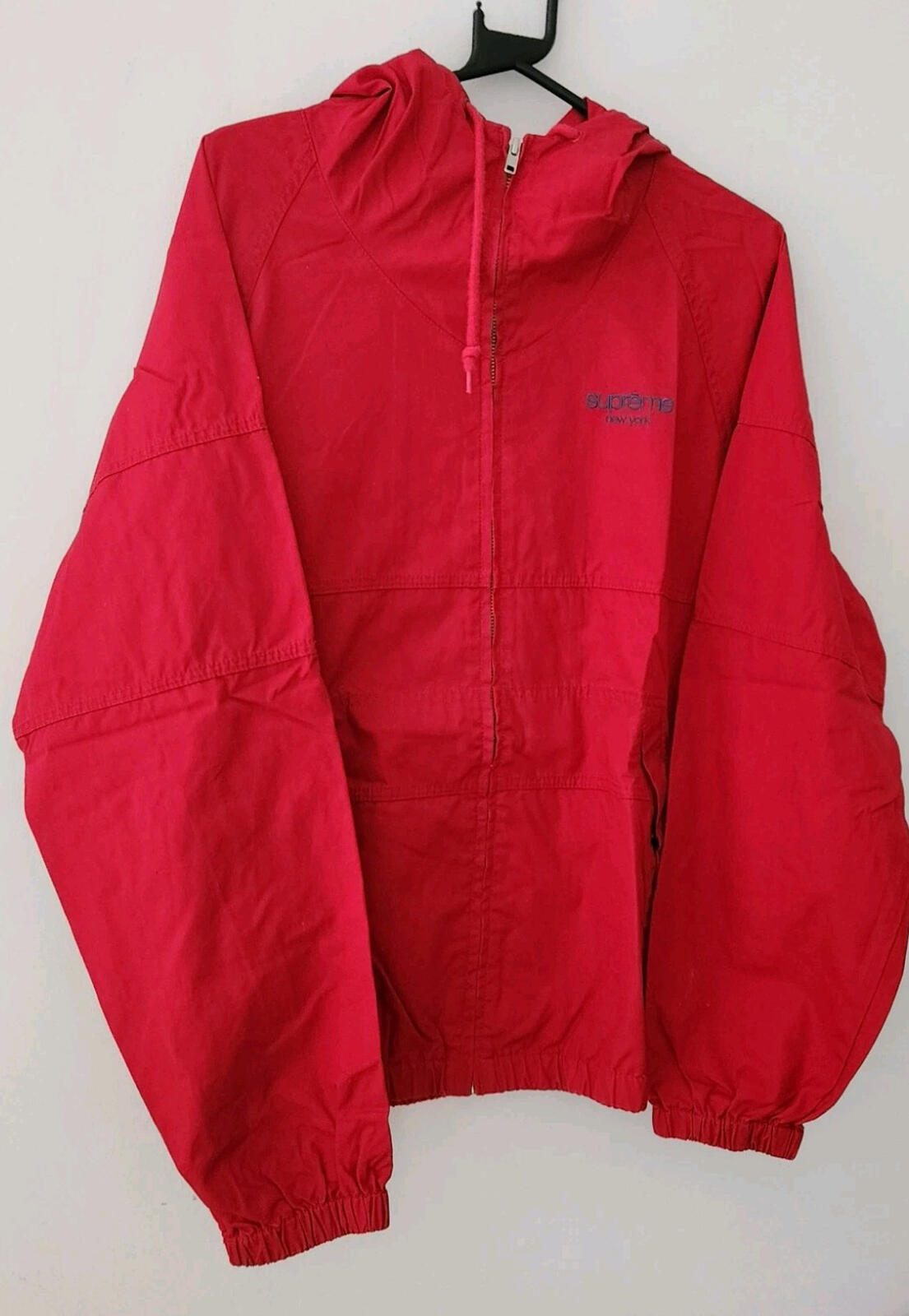 SS18 Supreme cotton hooded raglan jacket Size M Medium red water resistant