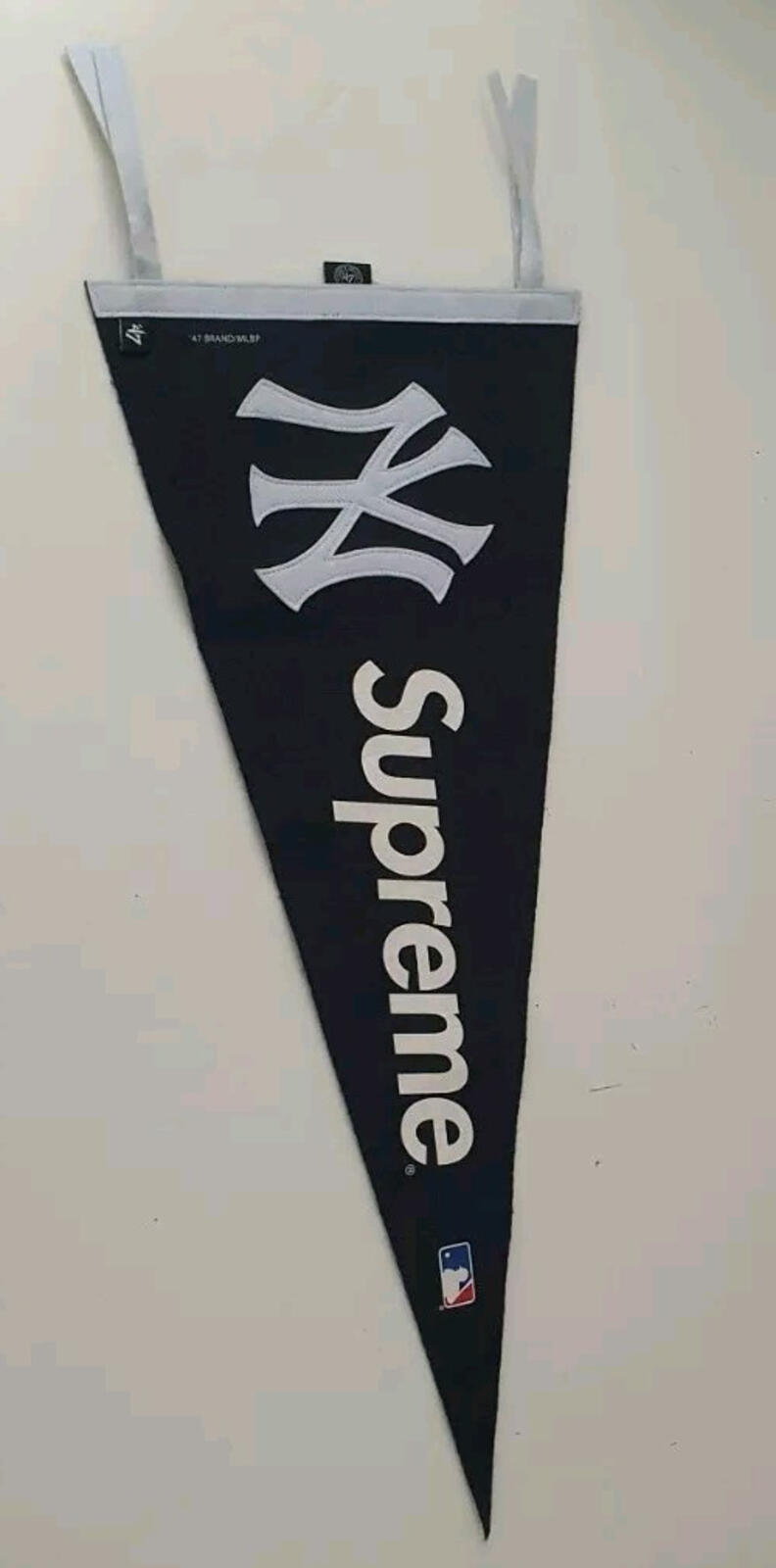 SS15 Supreme x New York Yankees Marineblau Wimpel Baseball Accessoire Selten