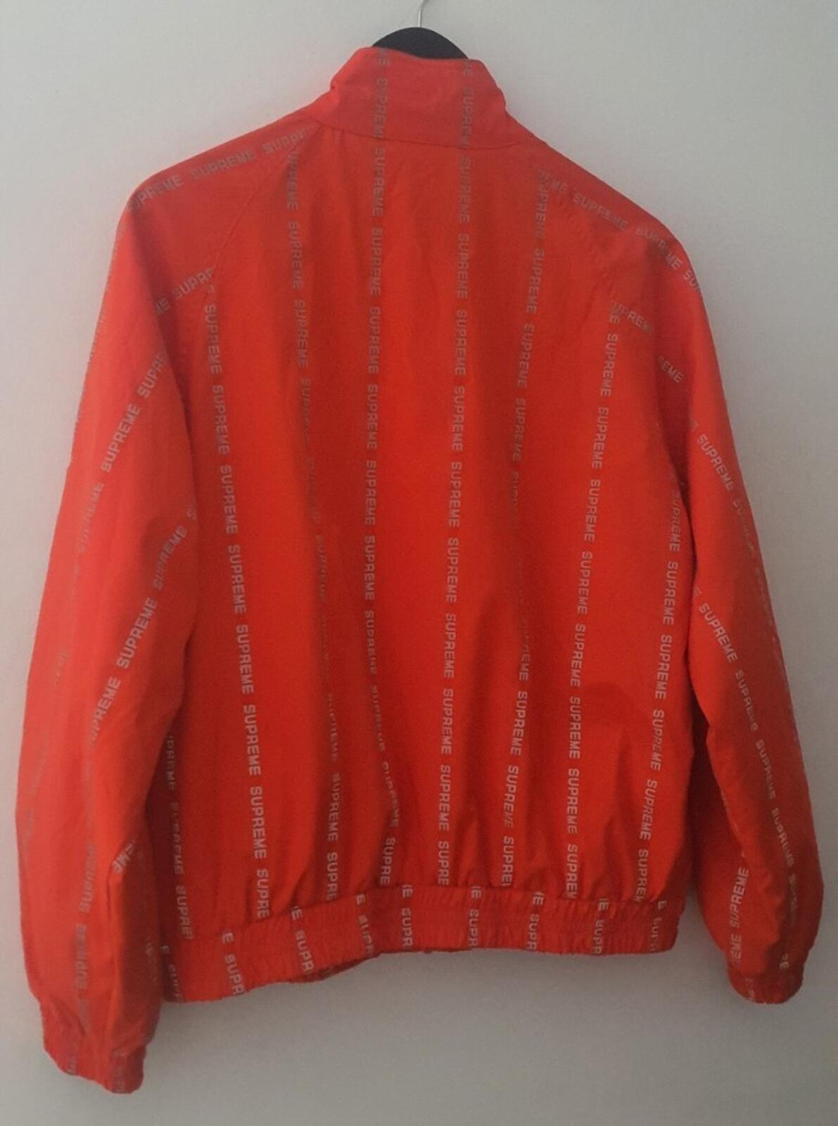 FW18 Supreme Reflective Text Track Jacket Naranja Talla S Resistente al agua