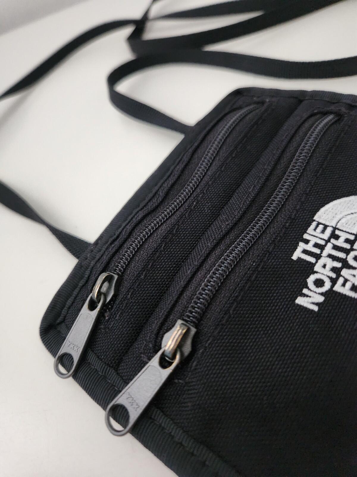 FW18 Supreme x The North Face Expedition Travel Wallet Nylon Bag Pouch Black