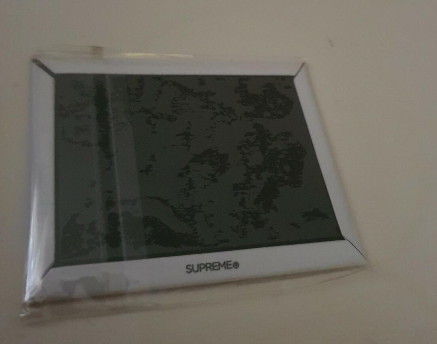 SS17 Supreme Orgy Magnet (was machst du nach der Orgie?) Accessoire