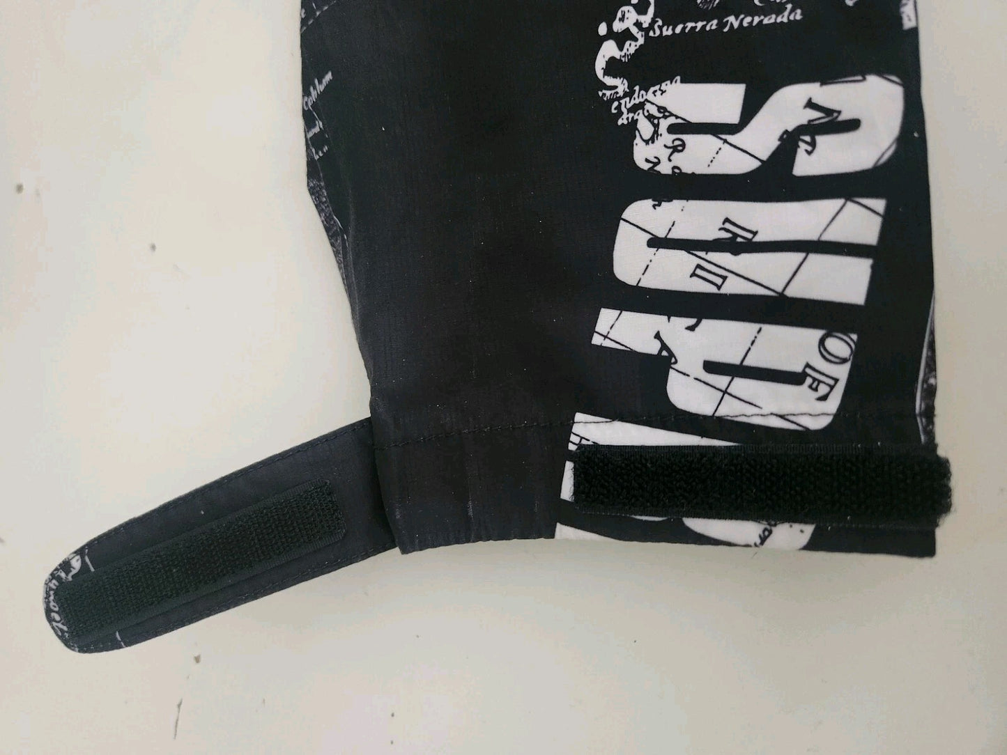 SS12 Supreme x The North Face Venture Jacke L groß TNF schwarz Maps vintage Selten