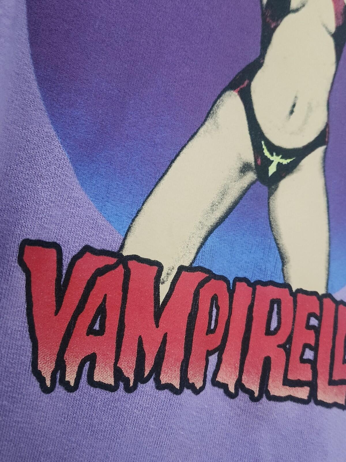 SS17 Supreme Vampirella hooded sweatshirt Size M Medium