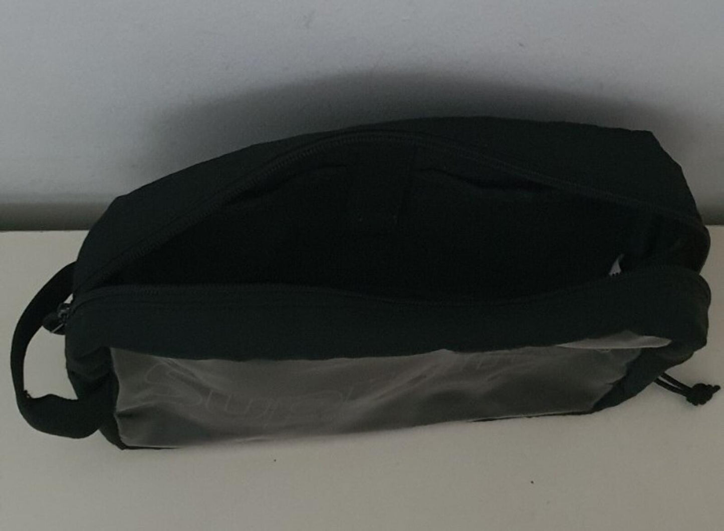 FW18 Supreme Utility Bag Impermeable