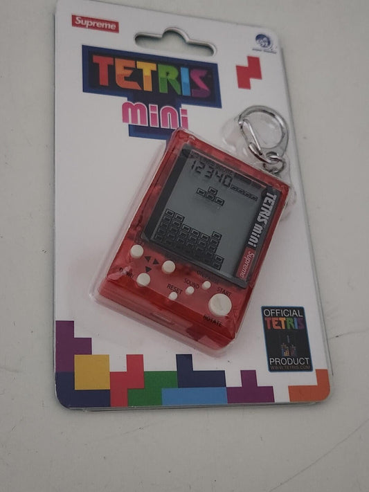 Llavero mini de Tetris de Supreme SS24, color rojo, nuevo, sin abrir