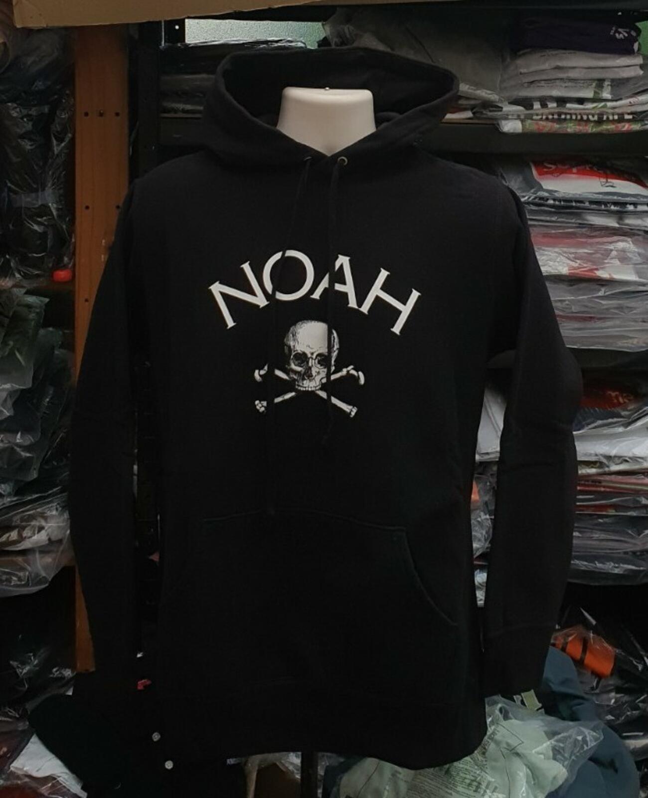 NOAH Jolly Roger black hooded sweatshirt size L large from 2015 hoodie