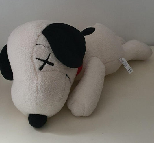 Peluche de Snoopy de KAWS x UNIQLO x Peanuts (Mediano) de 2017