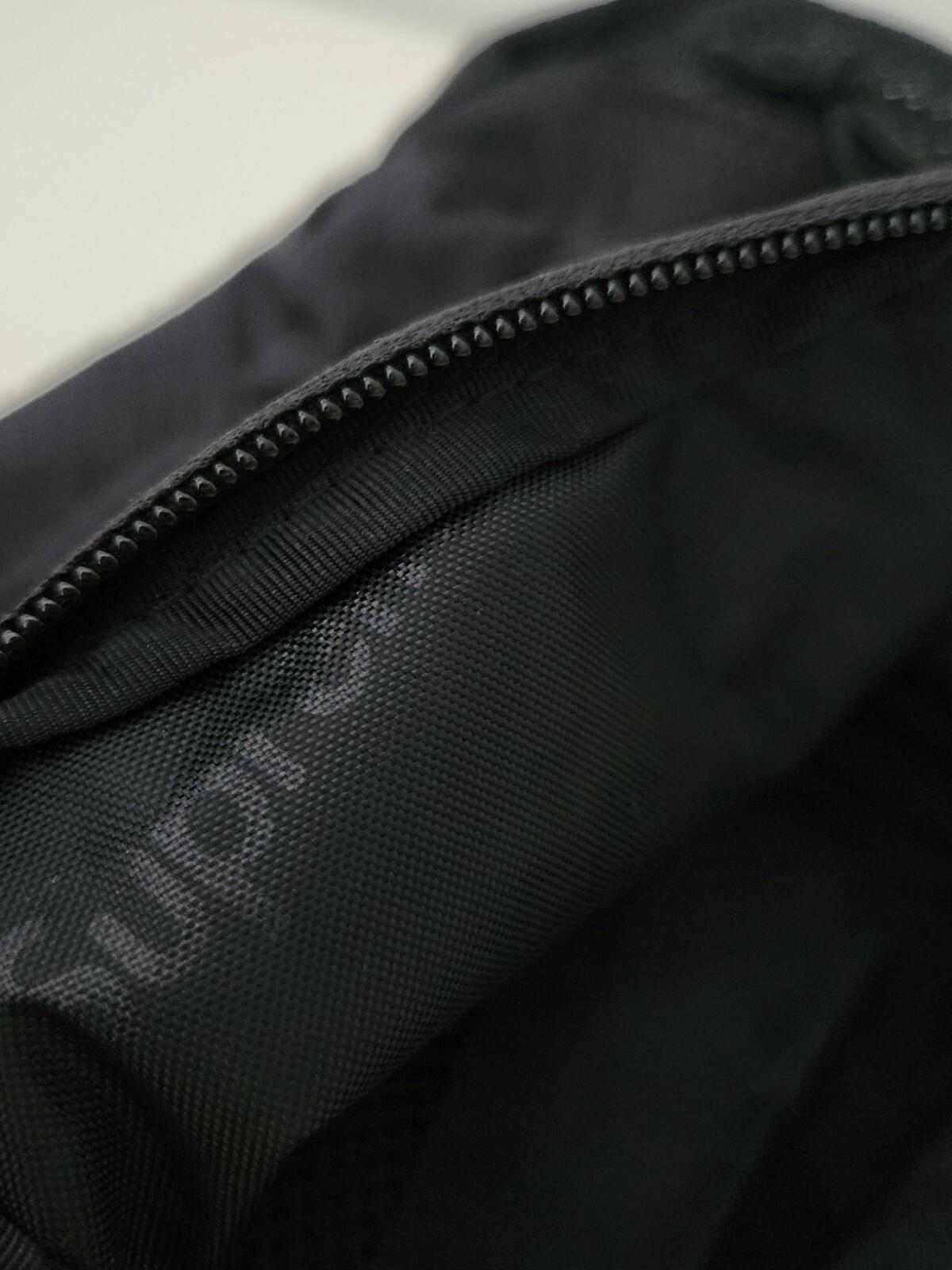 SS22 Supreme side bag black Shoulder Water resistant Water bottle Nalgene 500 ml