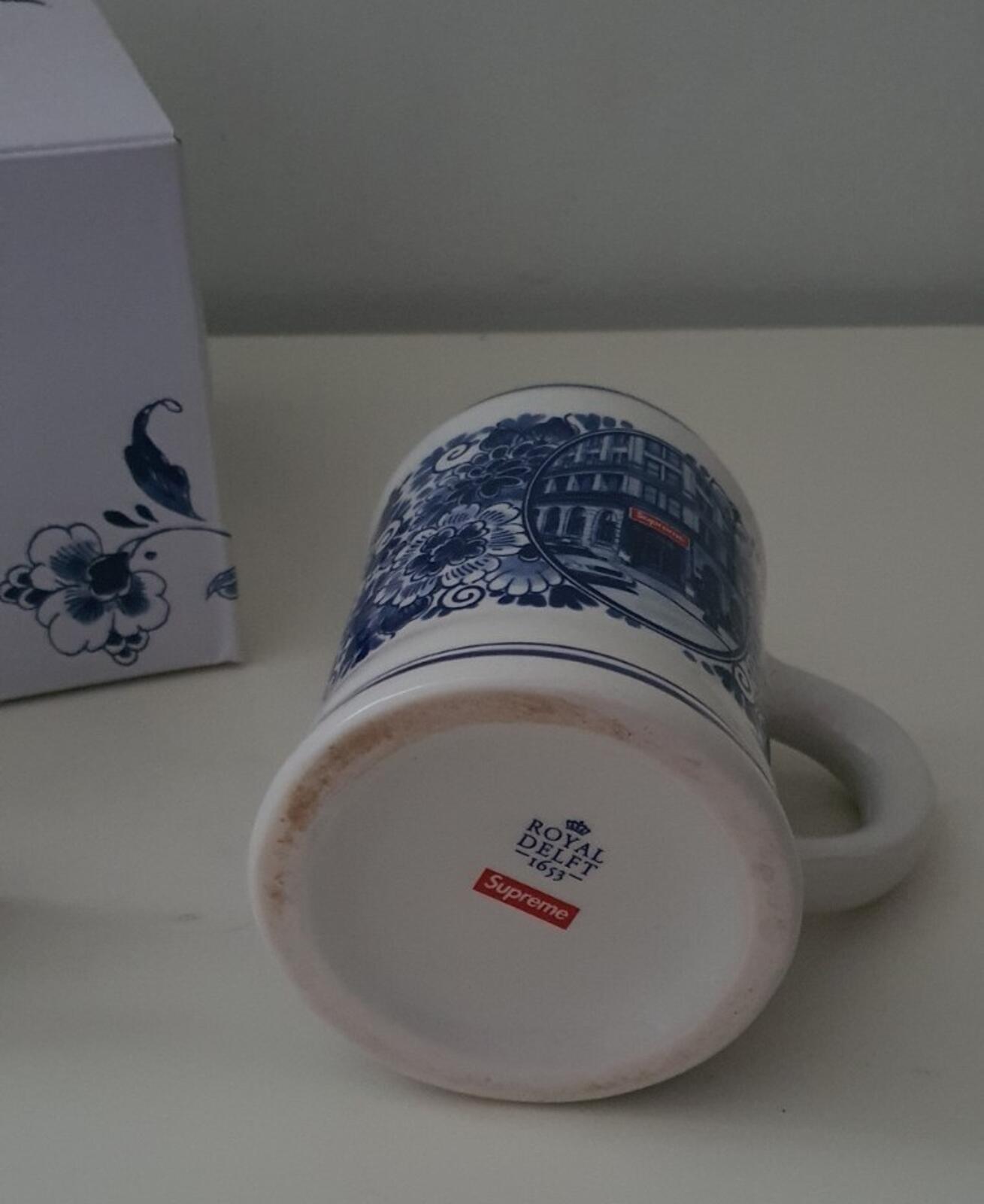 SS21 Supreme Royal Delft 190 Bowery Beer Mug Ceramic