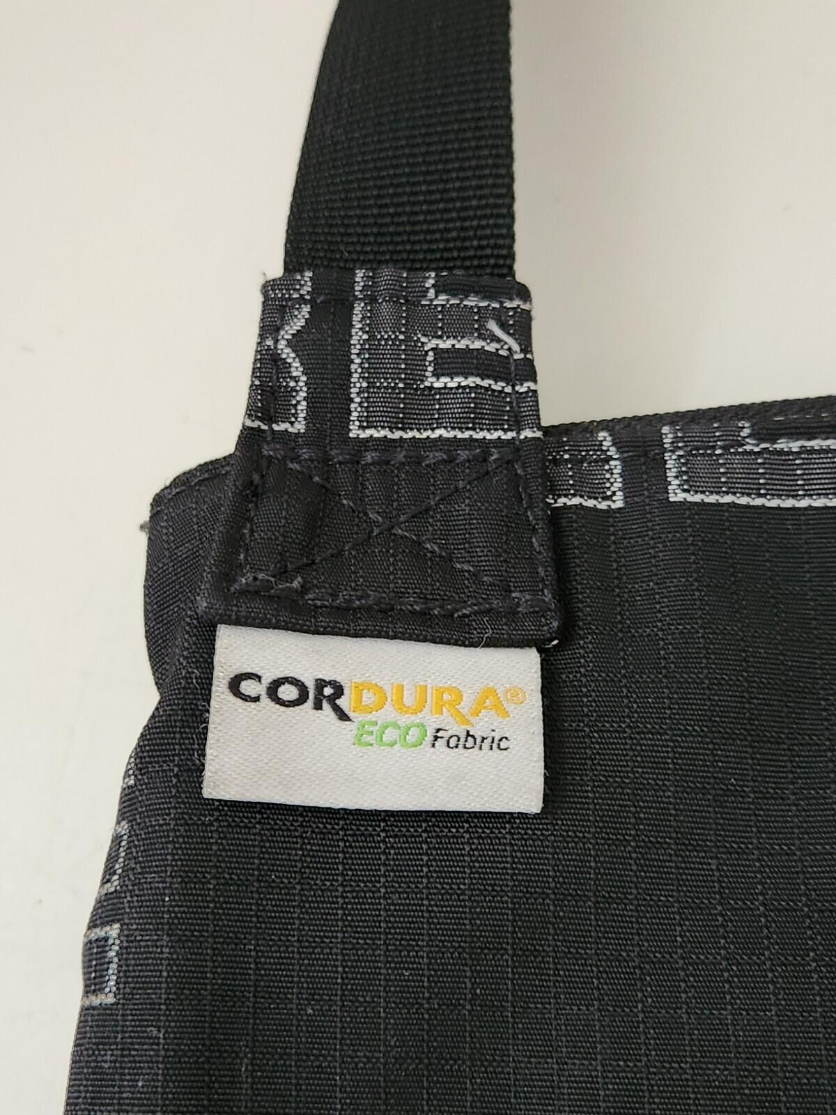 FW21 Supreme Side Bag Black