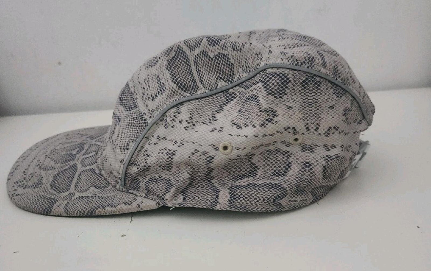 SS16 Supreme x Nike Air Max running hat snakeskin cap 3M reflective