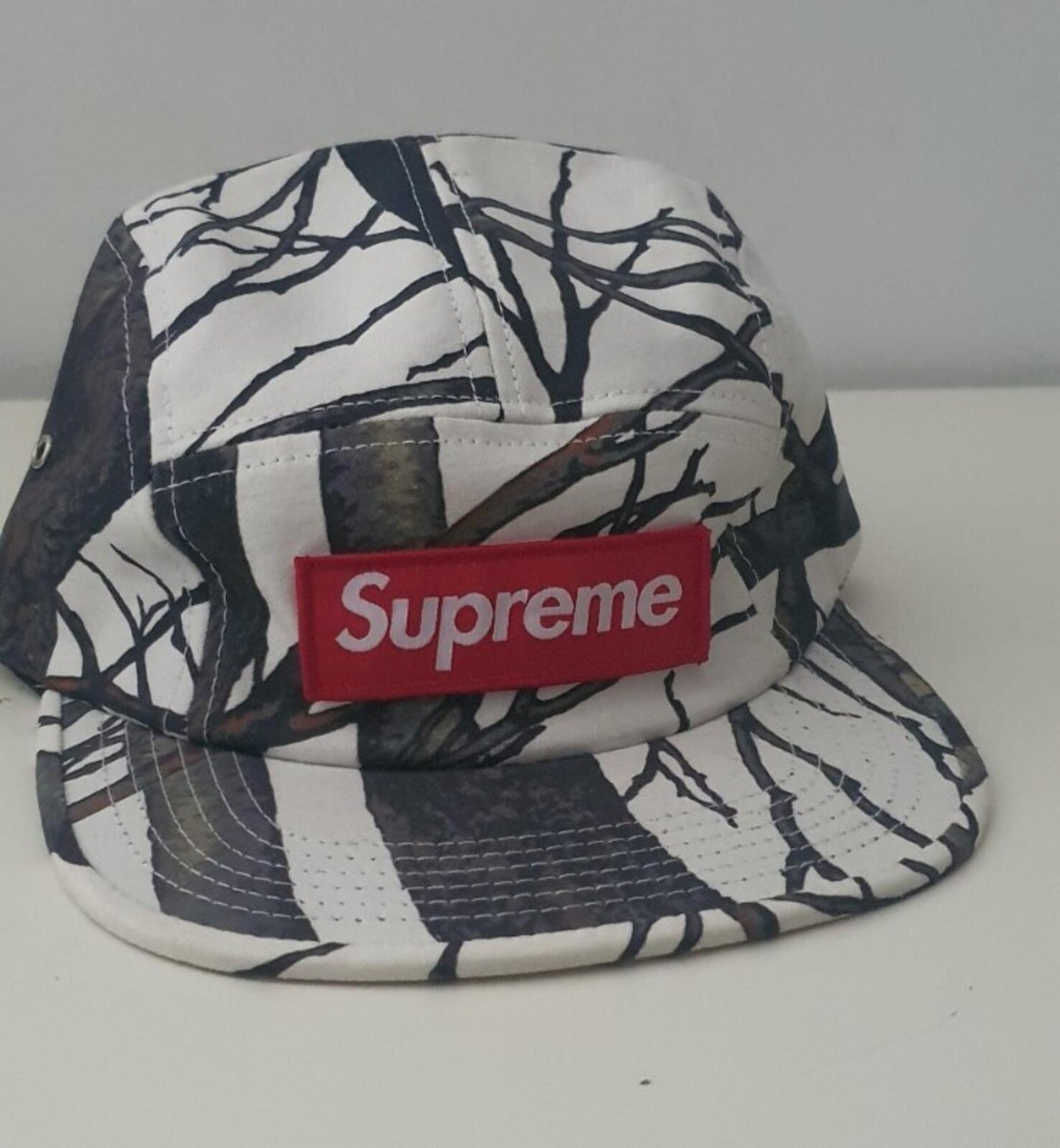 FW12 Supreme Tree Camo Camp Cap White Hat Red Box Logo Vintage 2012 Very rare
