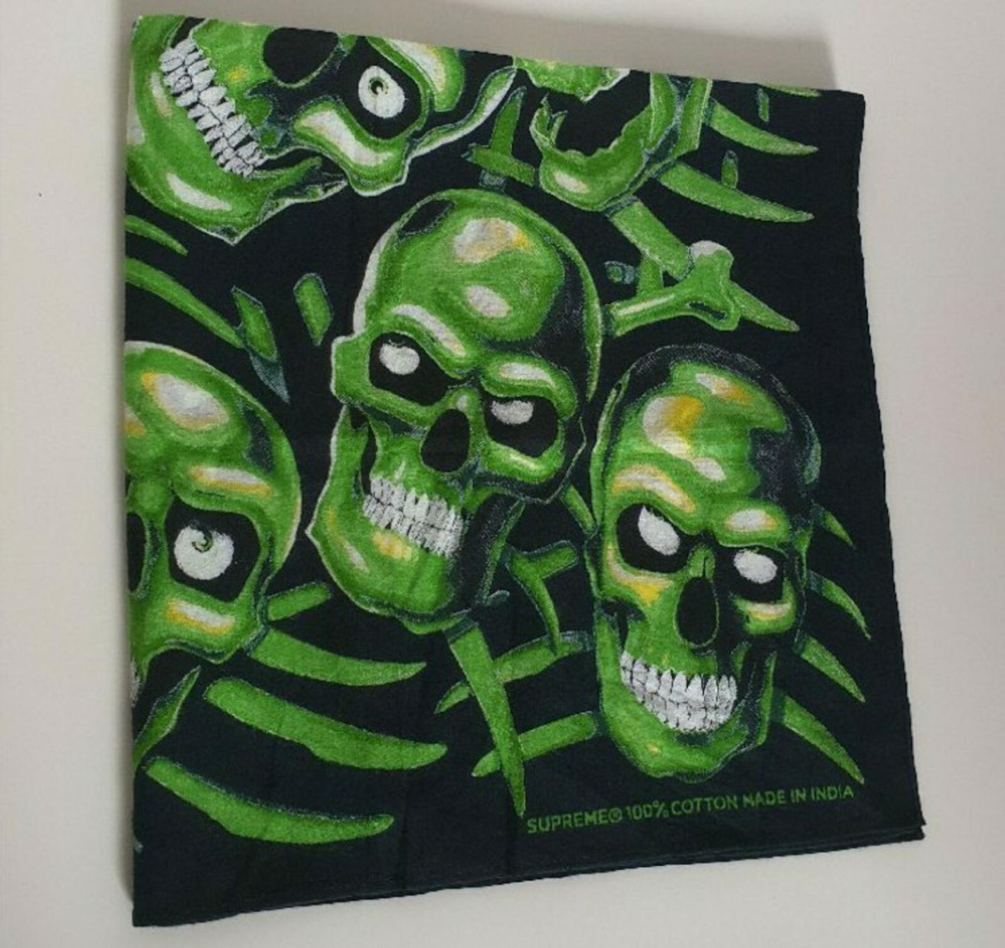 SS18 Supreme Skull Pile green bandana Glow in the dark scarf Accessory