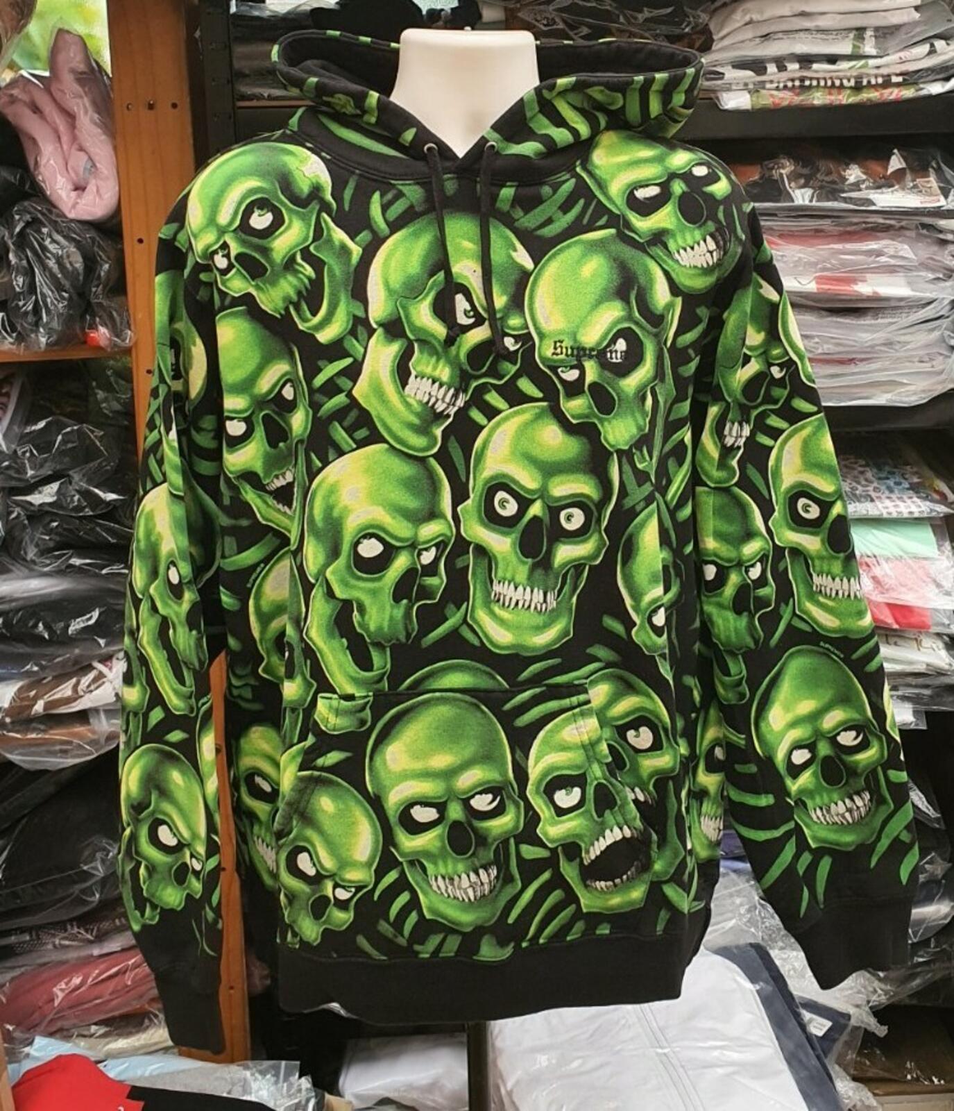 SS18 Supreme Skull Pile hooded sweatshirt L large glow in the dark hoodie green