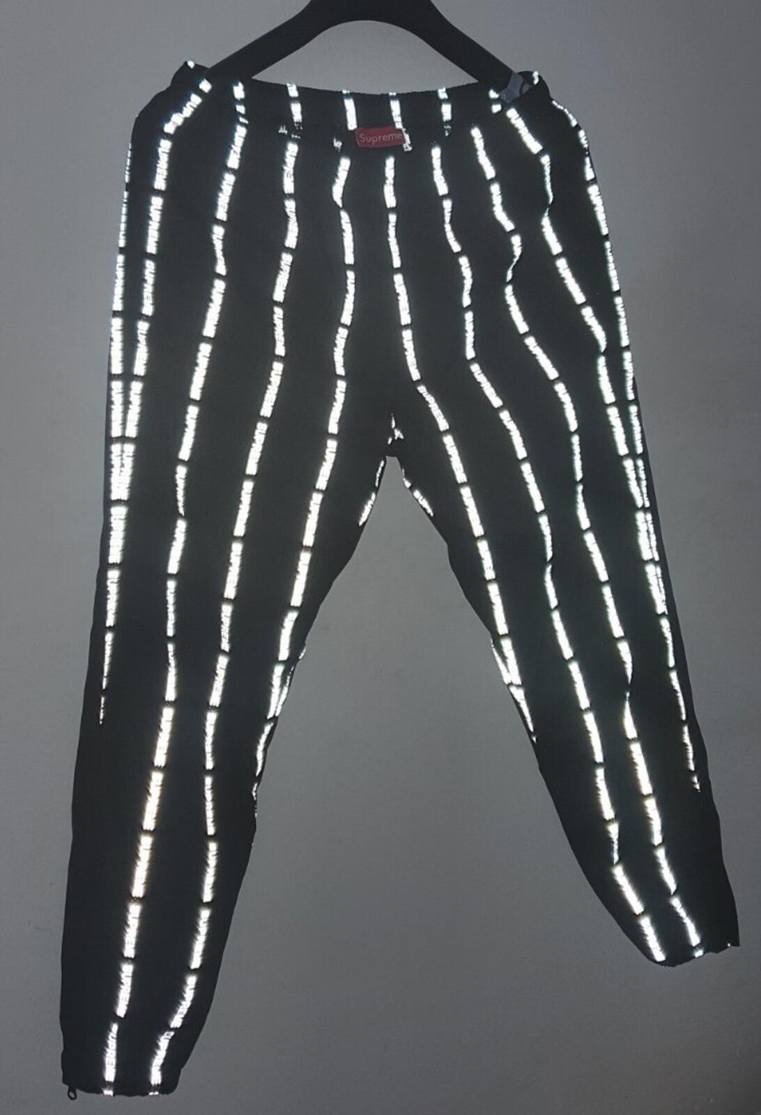 FW18 Supreme Reflective Text Track Pant Black Talla S