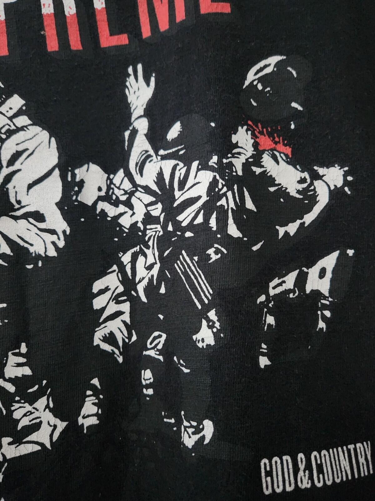 FW10 Supreme God and Country Tee Size M