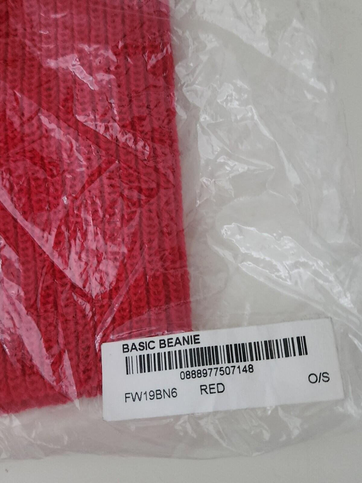 FW19 Supreme Basic beanie Red Hat New And Unopened