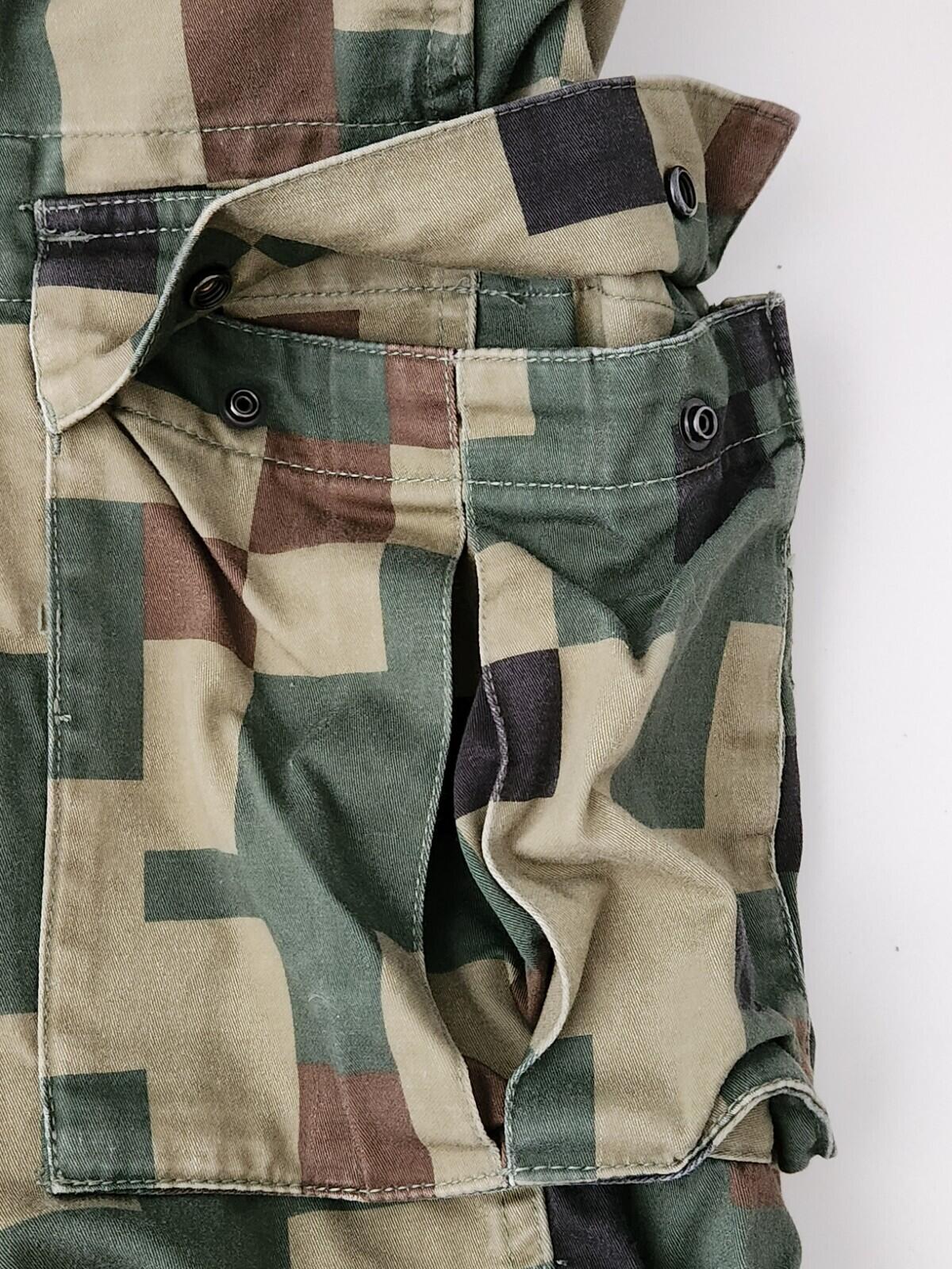 FW20 Supreme cargo pant size 30 W30 L30 Olive Digi Camo