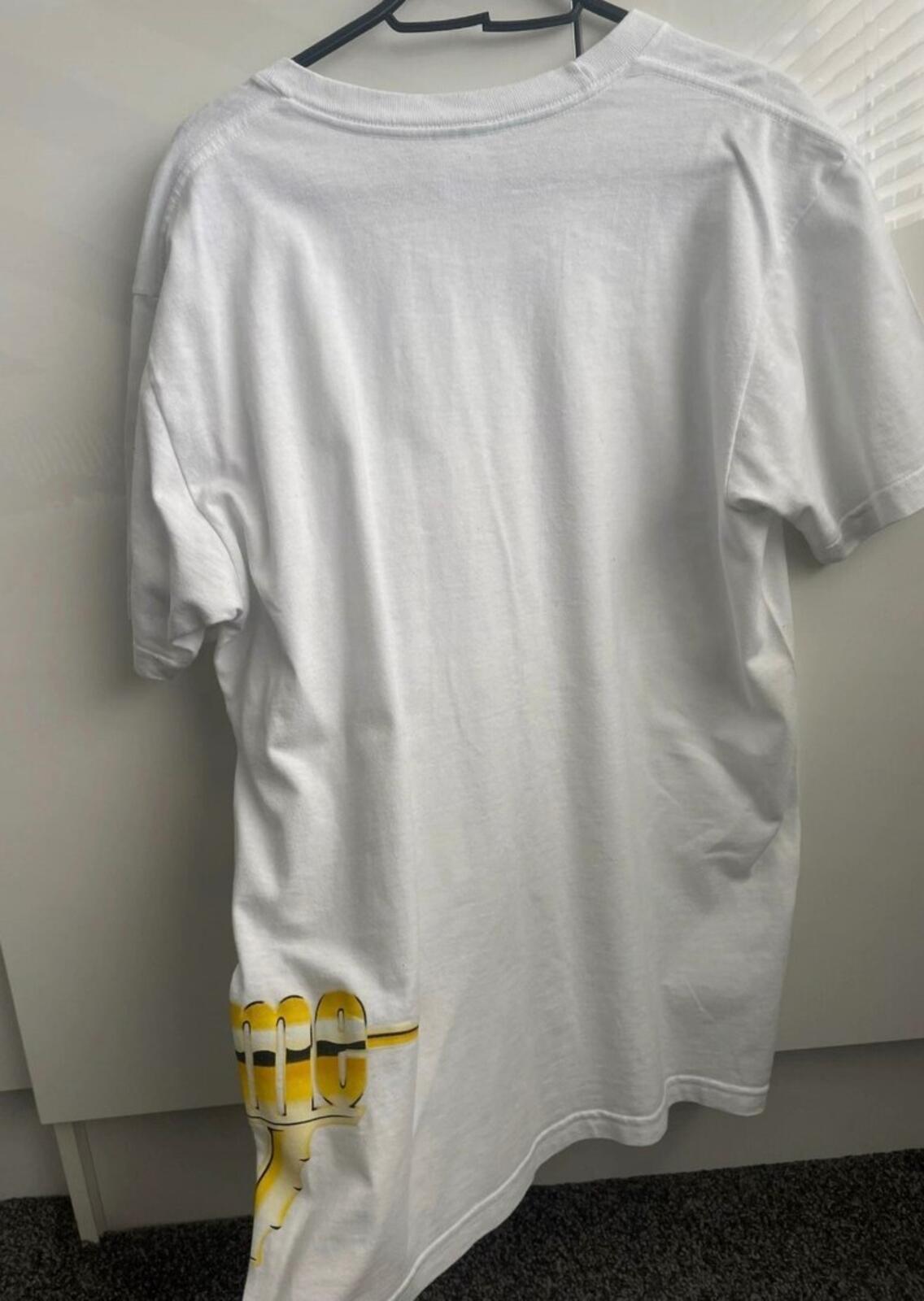 SS17 Supreme Automatic white tee size M medium T-shirt AK47 Gun