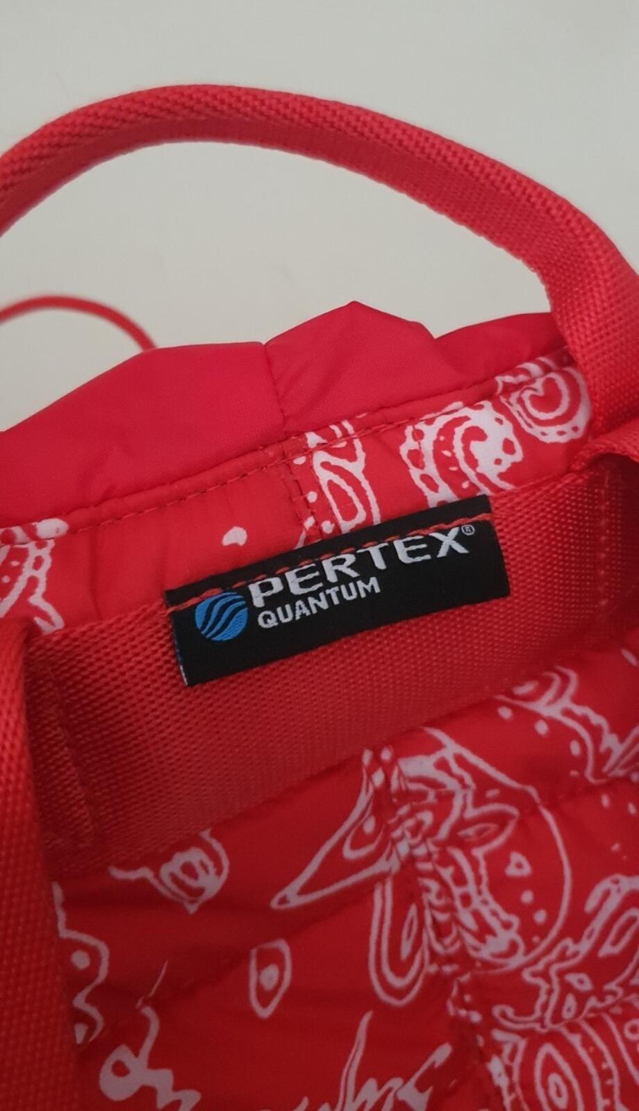 HW22 Supreme Puffer Rucksack rote Paisley-Tasche Wasserabweisend