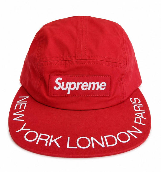 Gorra con visera estampada Supreme SS18 roja