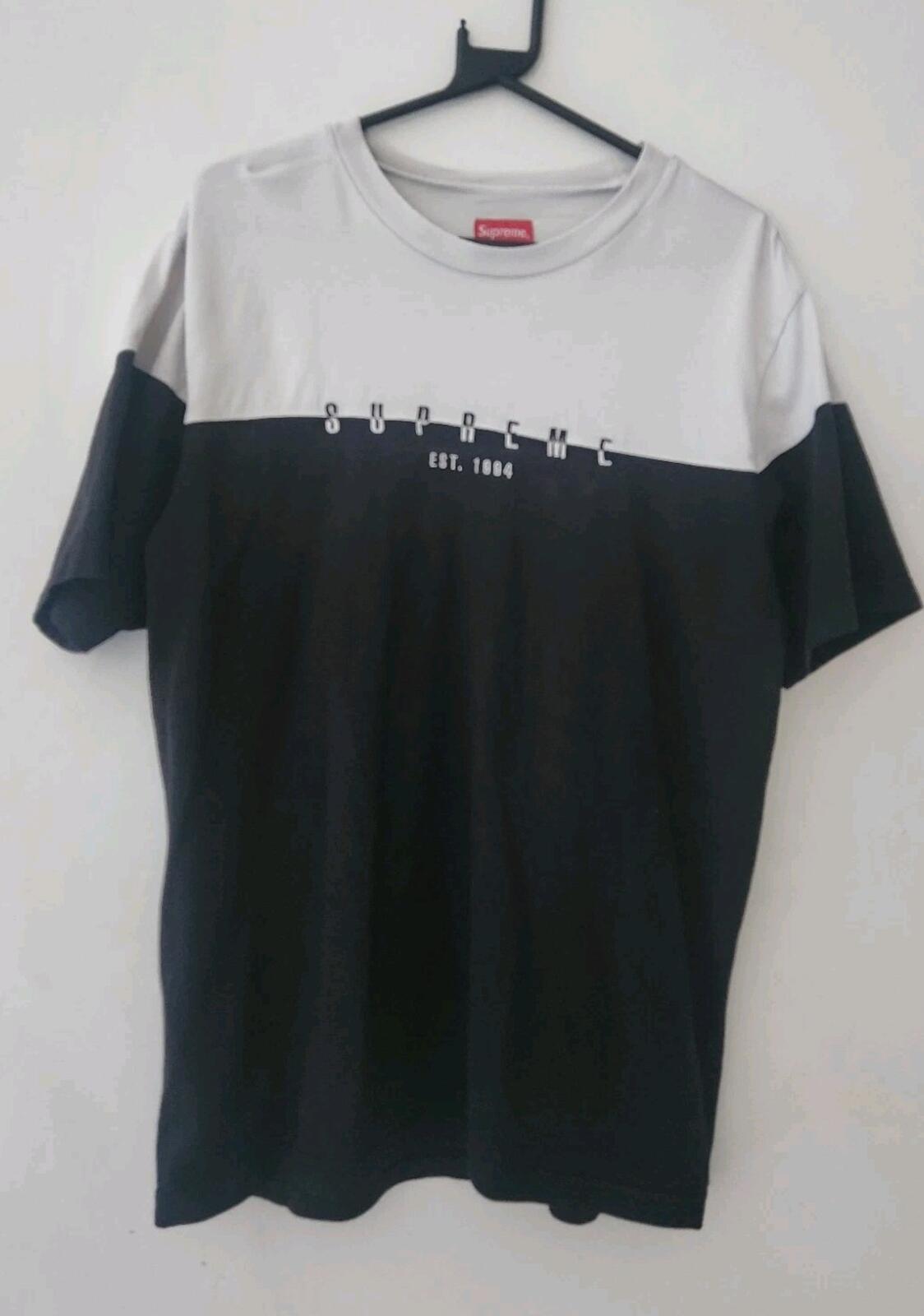 FW18 Supreme Split Logo S/S Top Black White Tee size M medium T-shirt Contrast