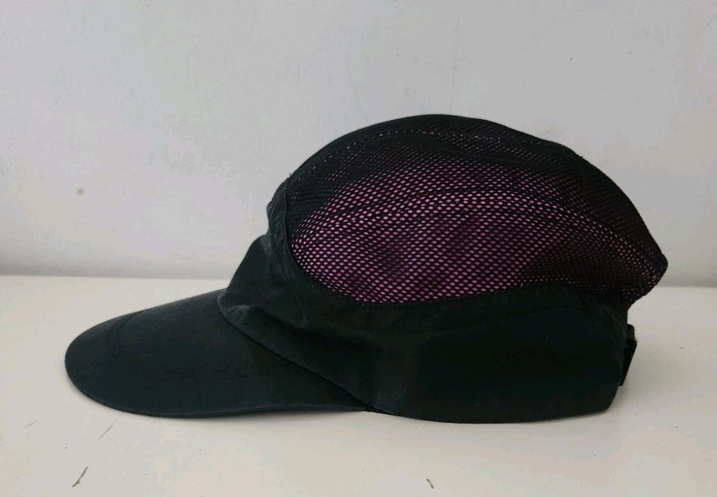 FW17 Supreme x Nike Trail Running Hat Black Pink Cap Reflective