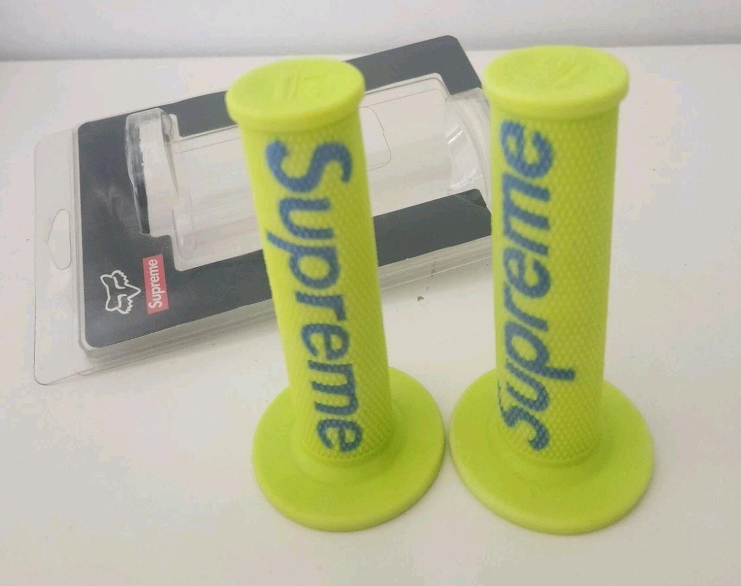 SS18 Supreme x Fox Racing Moto Hand Grip Motorcycle Bike Accessory Handlebar New