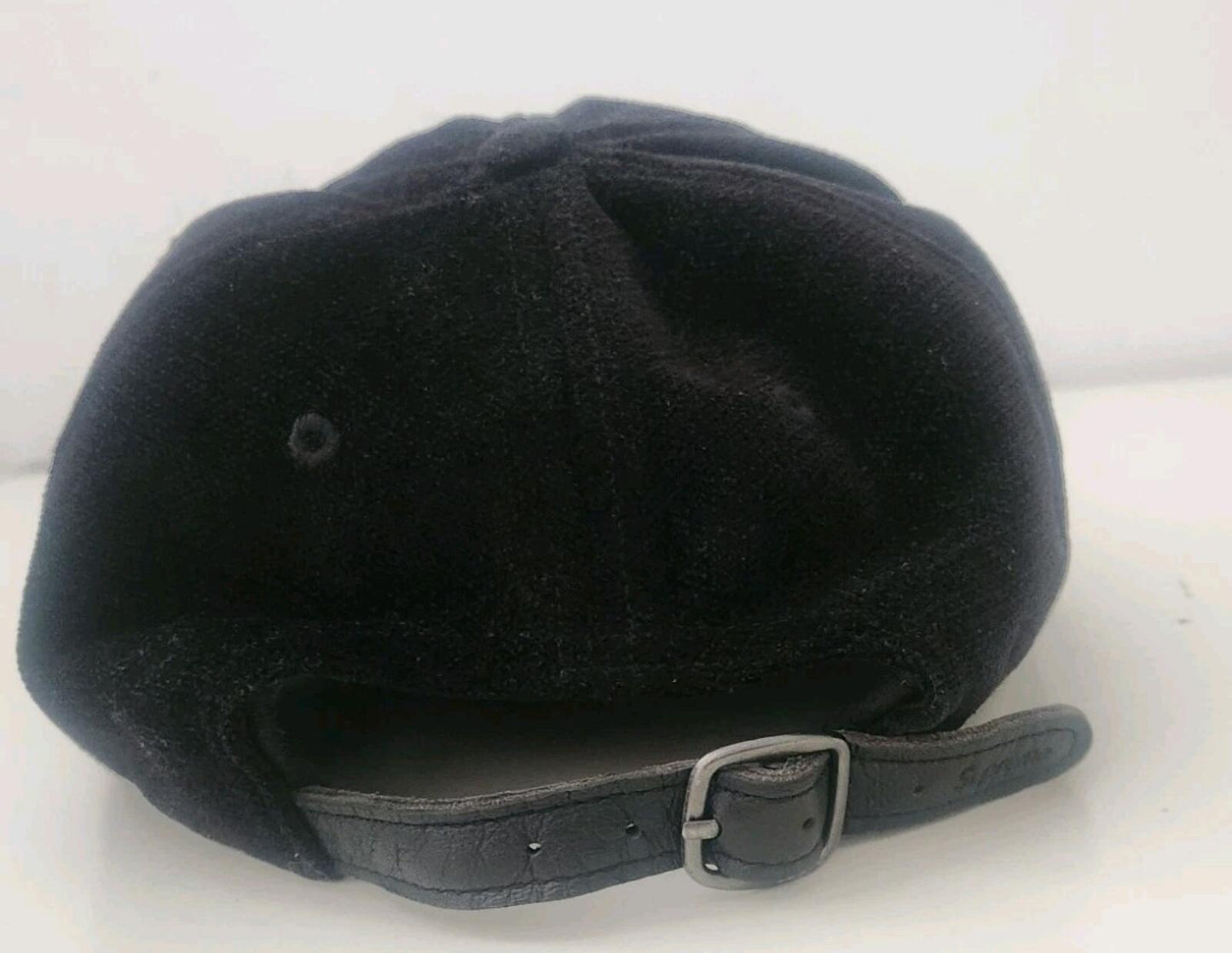 SS23 Supreme Classic Logo 6-panel Black Hat Cap