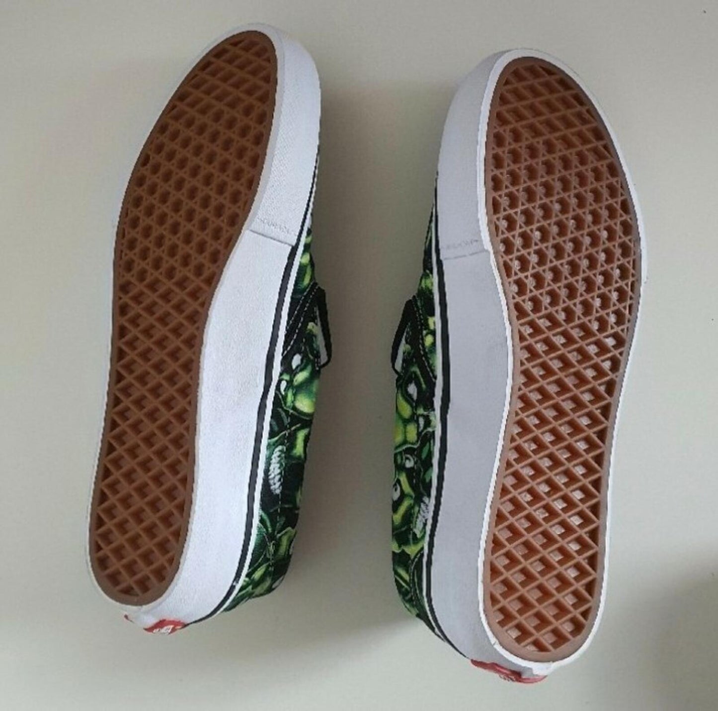 SS18 Supreme x Vans Skull Pile Slip-On Pro US 8 UK 7 EU 40.5 Glow in the dark
