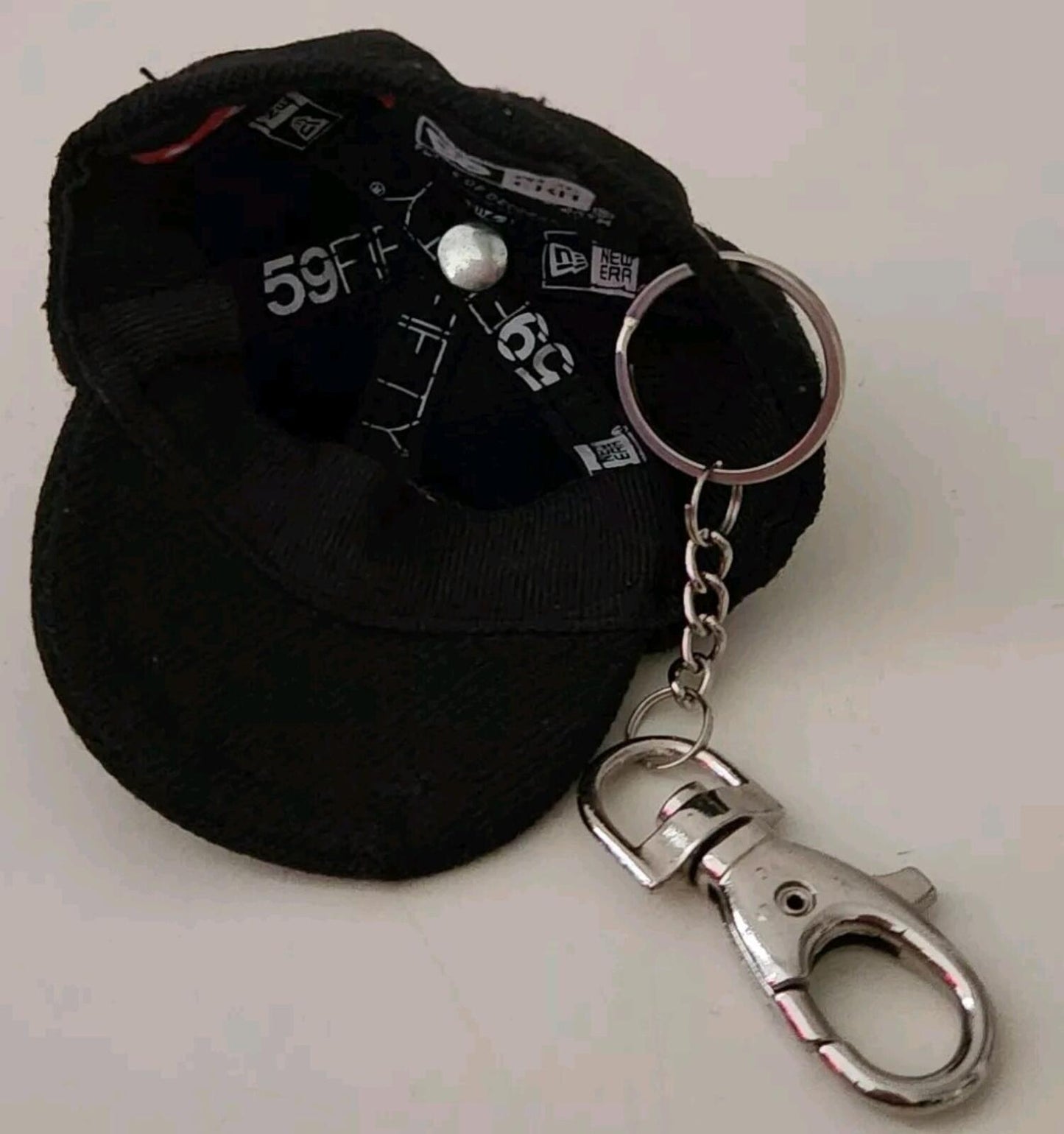 FW14 Supreme New Era keychain Cap keyring Very Rare Vintage 2014 Wool Hat