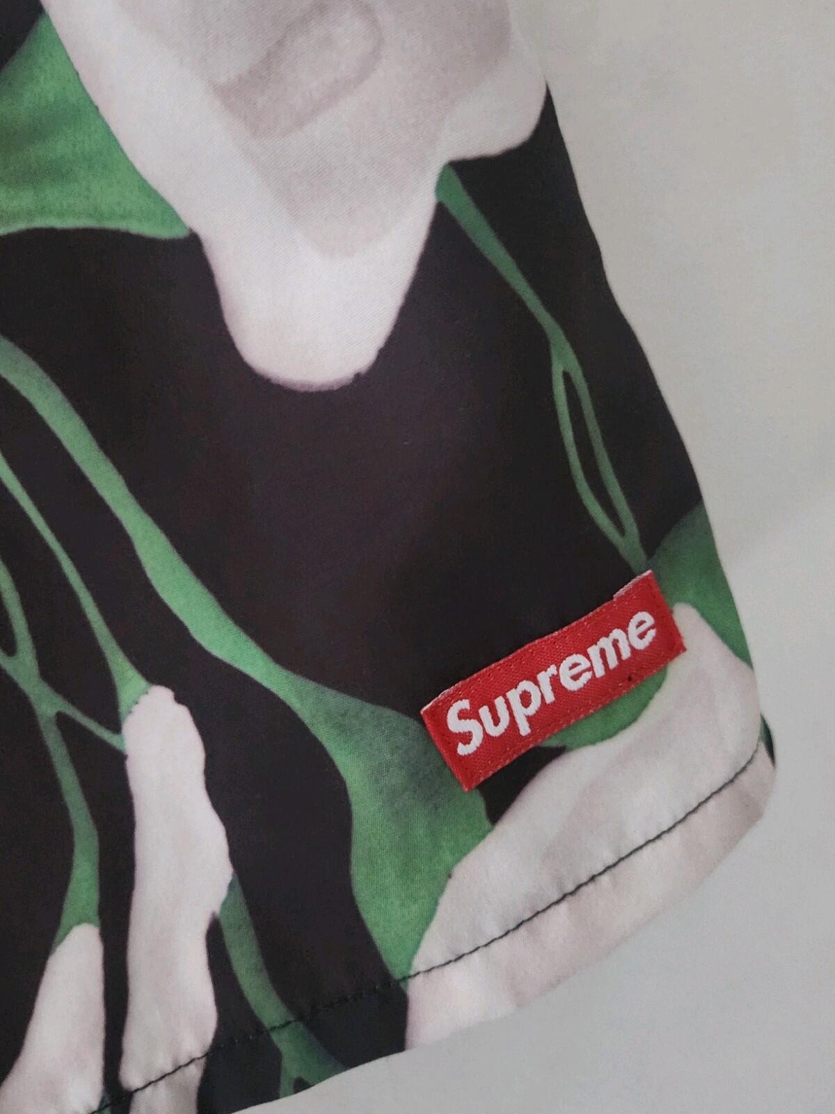 SS18 Supreme Nylon Water Short XL swim shorts black floral small box logo New