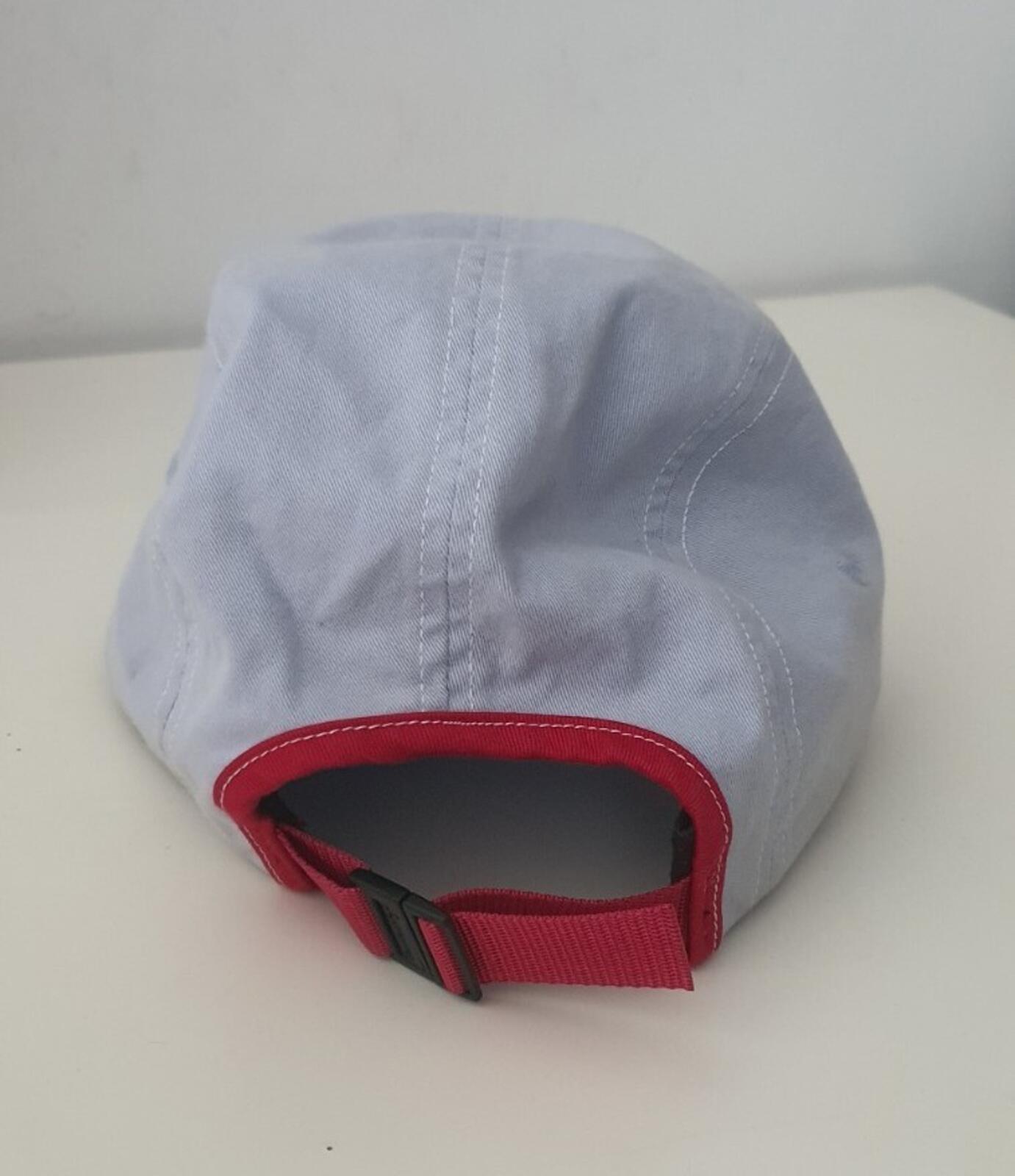 SS22 Supreme 2-Tone Twill Camp Cap Hut Rot Hellblau Rot