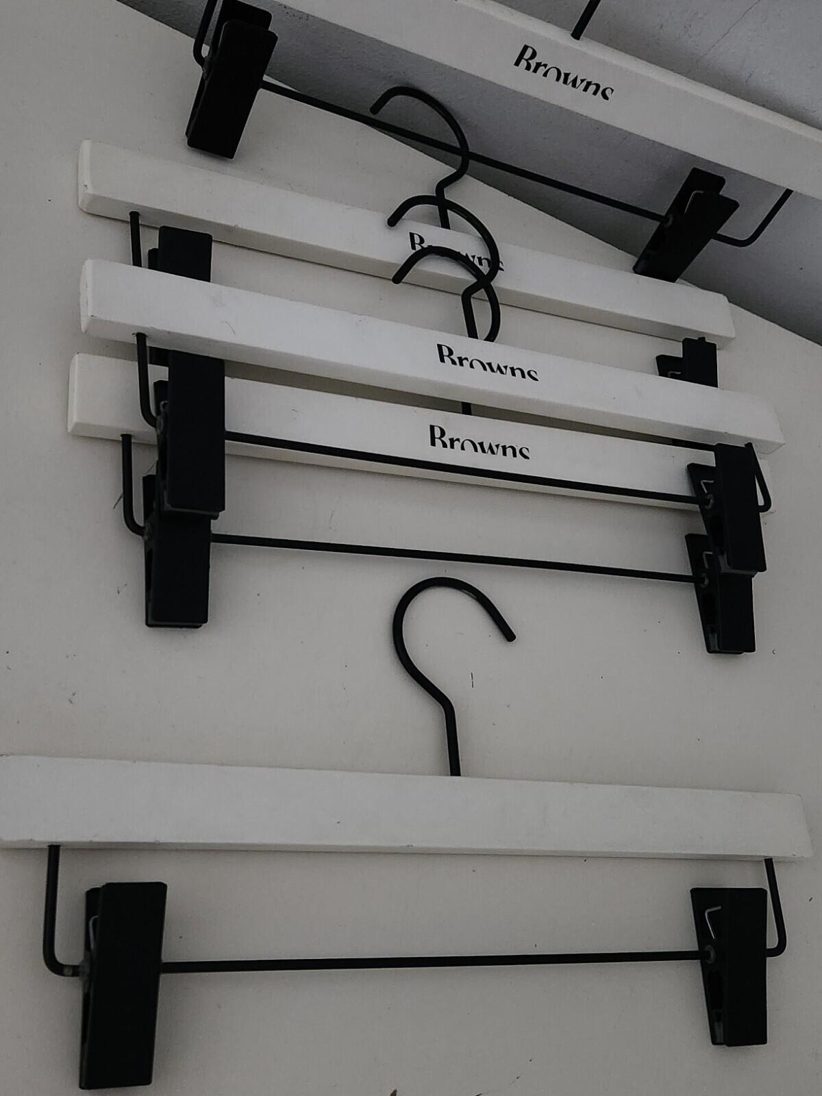 5 x BROWNS White Wooden Trousers Skirt Hangers With Clips Clothes Hangers 35cm