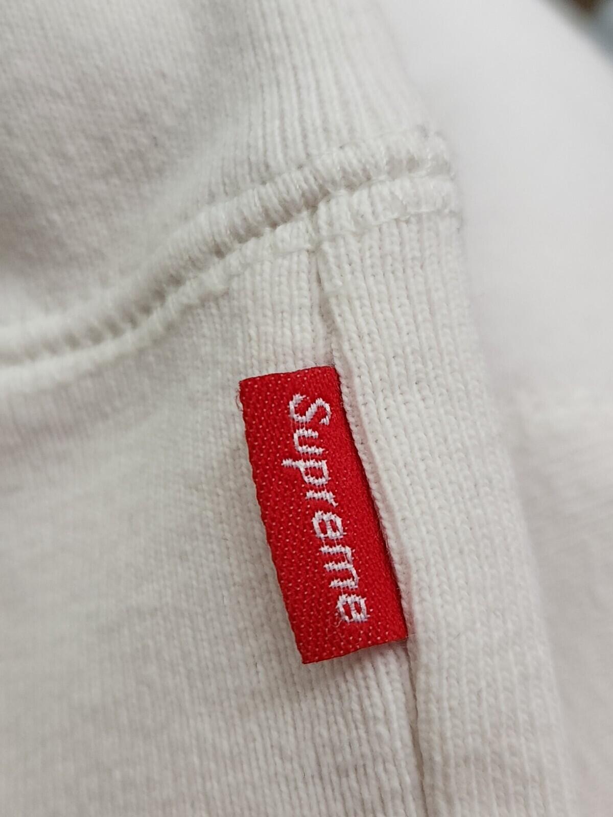 SS18 Supreme Studded Hooded Sweatshirt White Size M