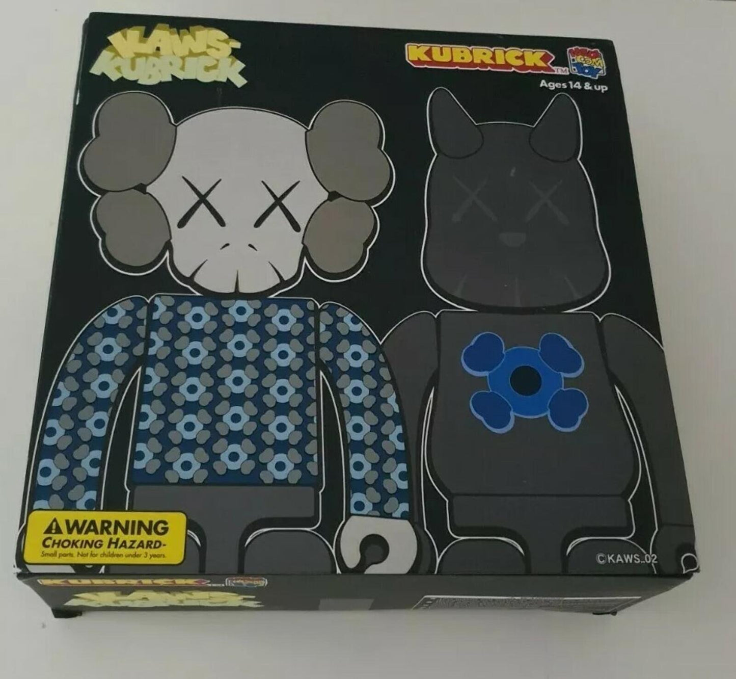 FW02 KAWS x KUBRICK Medicom Bus Stop series volume 2 vinyl toy New and unopened