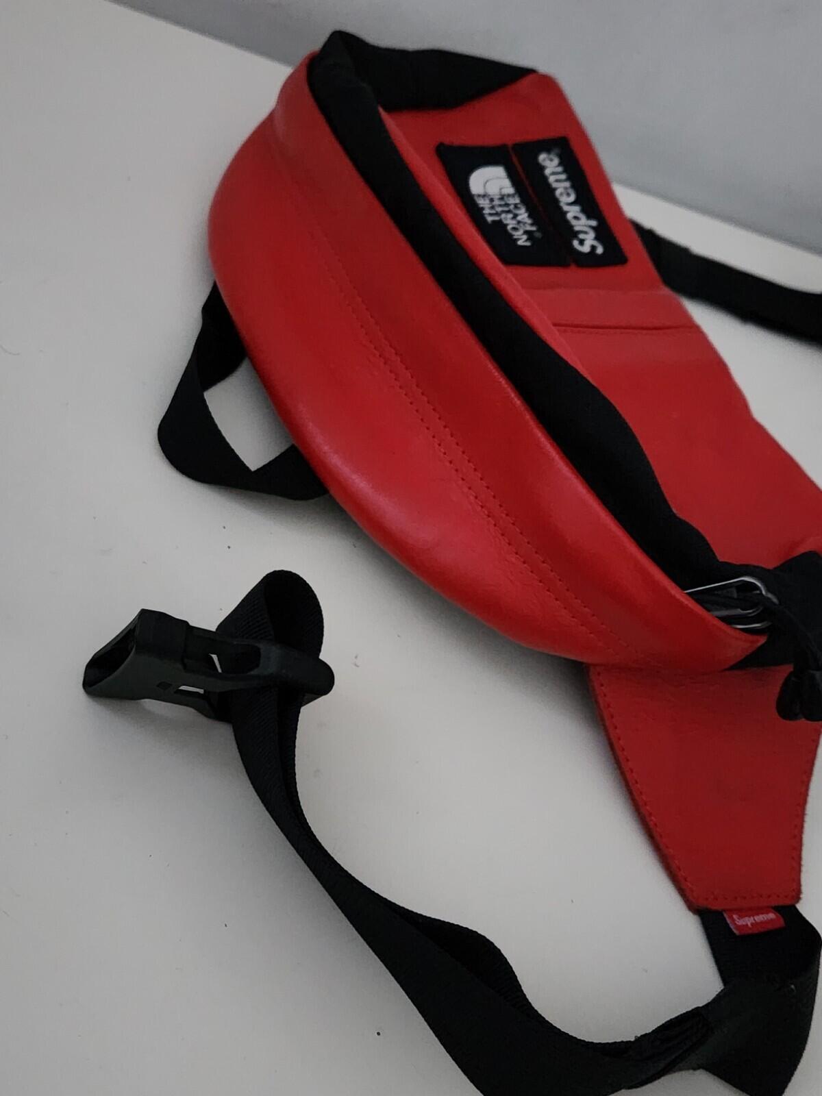 FW18 Supreme x The North Face Leather Roo II Lumbar Pack Waist Bag Shoulder Red