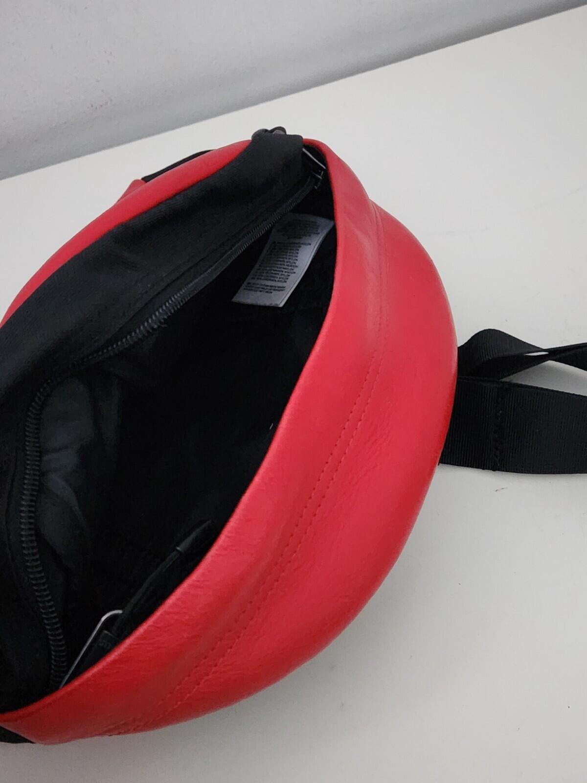 FW18 Supreme x The North Face Leather Roo II Lumbar Pack Waist Bag Shoulder Red