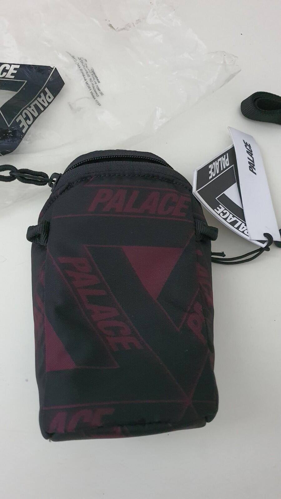 AW17 Palace Sling Sack camera bag fig Tri-Ferg shoulder pouch New With Tag