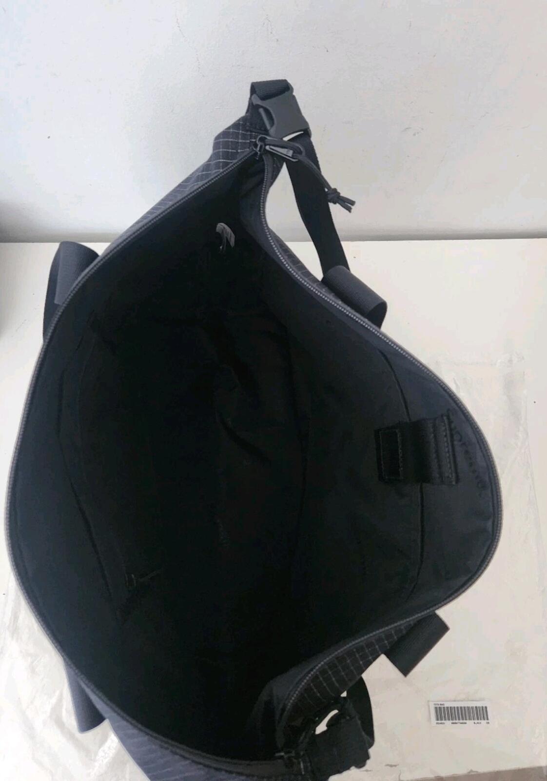 SS24 Supreme tote bag water resistant nylon black duffle holdall