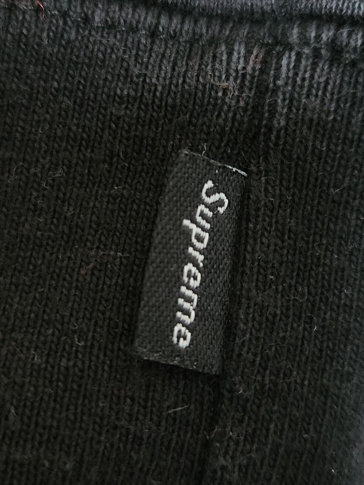 FW17 Supreme Zig Zag Stitch Panel Crewneck Black Size M