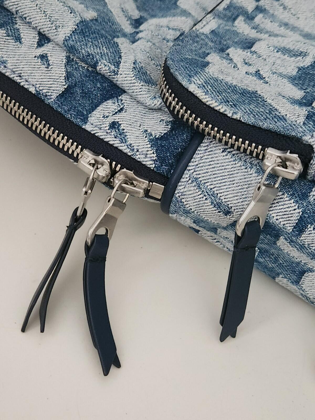 SS22 Supreme Fat Tip Jacquard Denim sling bag Blue Shoulder Bum 5L