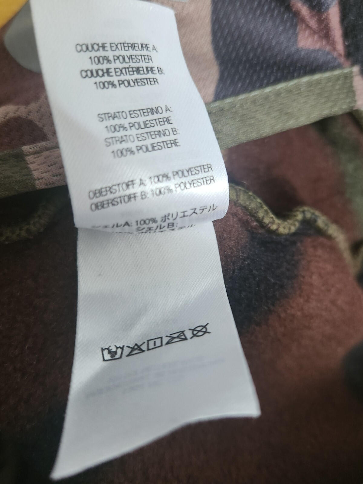 FW22 Supreme x Polartec Facemask Beanie Woodland Camo