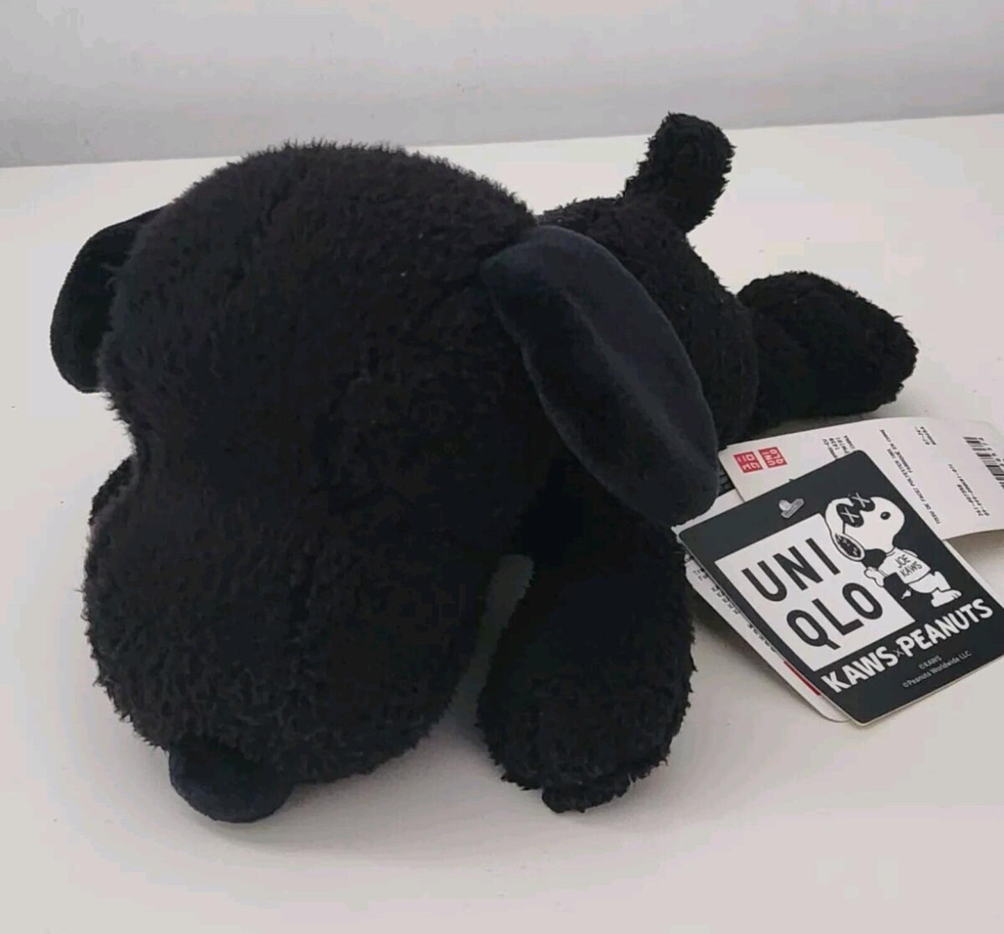 4x KAWS UNIQLO Peanuts Snoopy Plüschtiere 2x (KLEIN) S 2x (MITTEL) M Komplettset Tasche