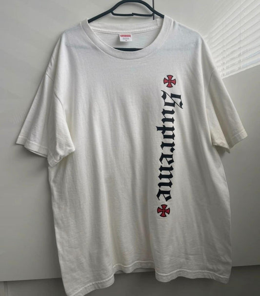 FW17 Supreme x Independent Old English white tee size M medium T-shirt