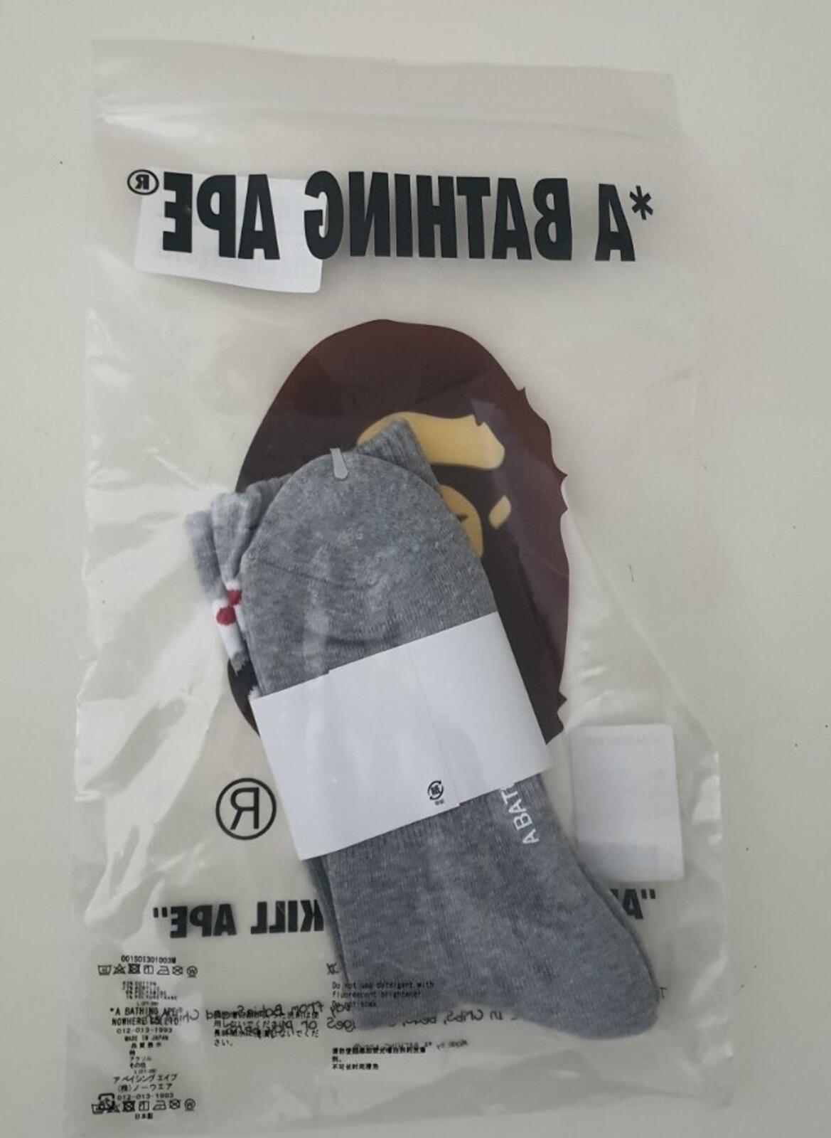 A BATHING APE Ape Shark graue Socken L groß UK 9-11 Japan BAPE grau Neu