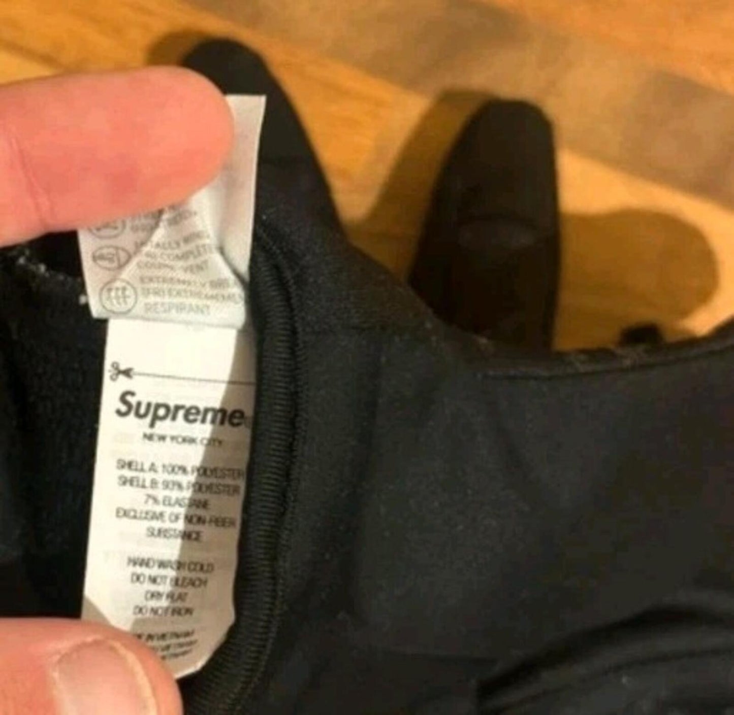 Supreme Windstopper Zip Gloves Black Size L