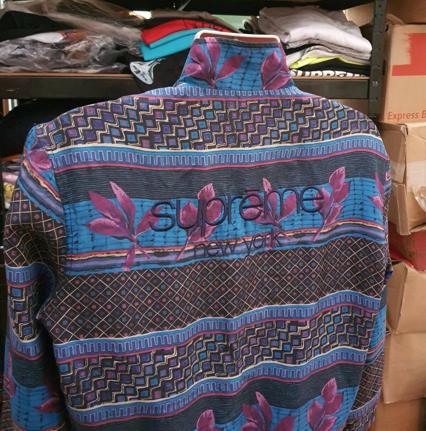FW15 Supreme Silk bomber jacket size S small Rare Coat Flowers